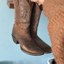 Cowgirl Boots Size 10 