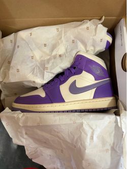 Air Jordan 1 Mid Purple and Cream Sneakers size 5/5