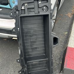 Infinity Qx50  back storage bin