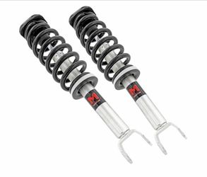 M1 Loaded Strut Pair 6 Inch & Rear Shocks Rough Country (RAM 1500 12-18) 4WD