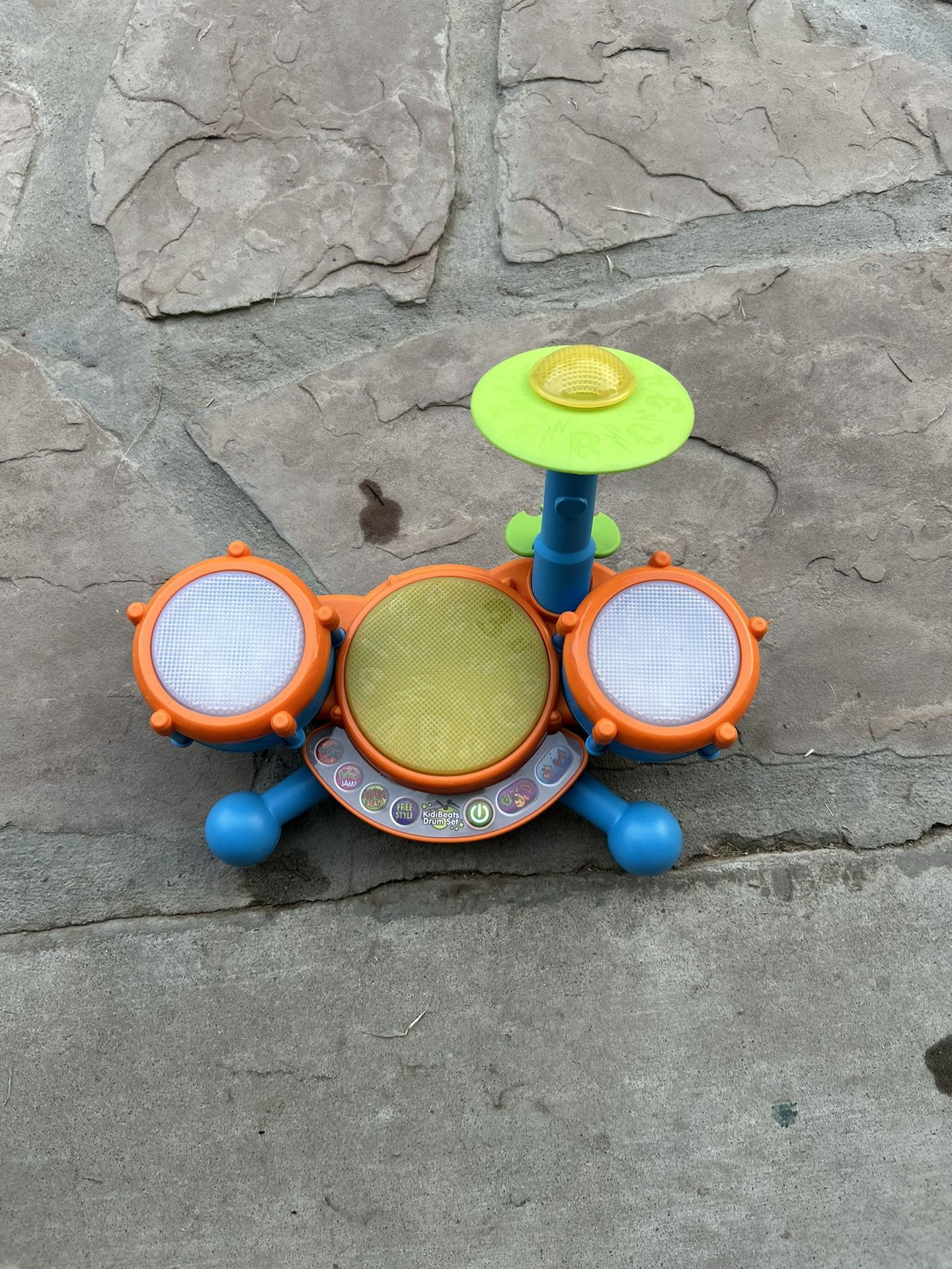 V Tech KidiBeats Learning Drum Set