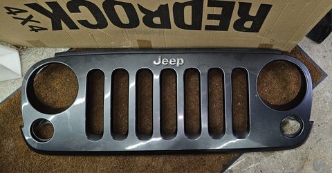 used front grille for a 2007-2018 Jeep Wrangler JK