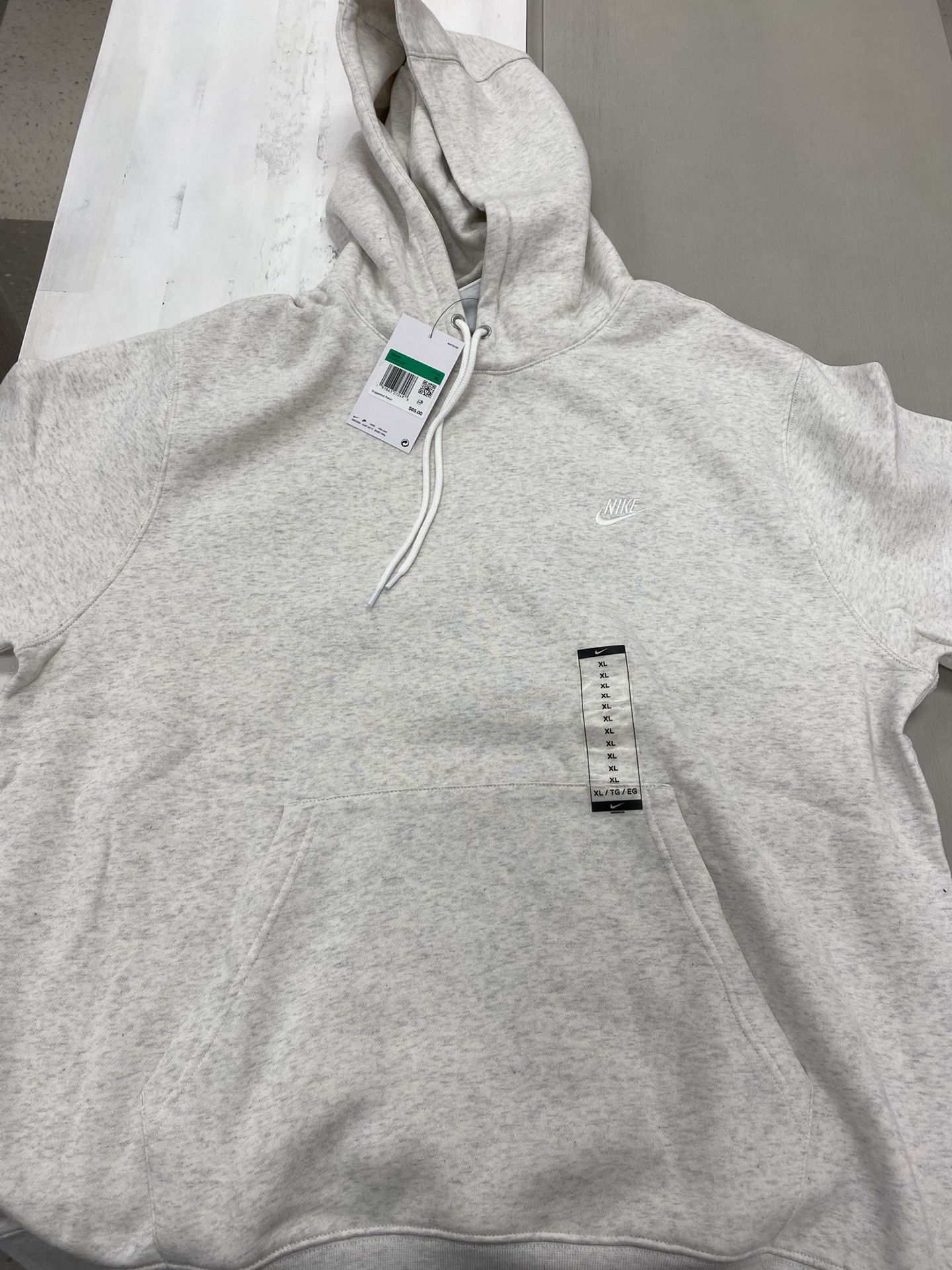 XL Nike white sweatshirt