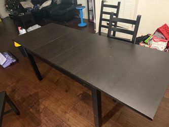 Extending Dining Table and 4 Dining Chairs