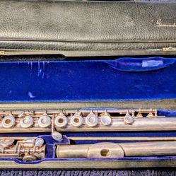 Silver Open-Hole Gemeinhardt Flute 