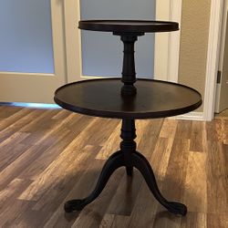 2-Tier Antique Tea Table / Dumbwaiter / Side Table
