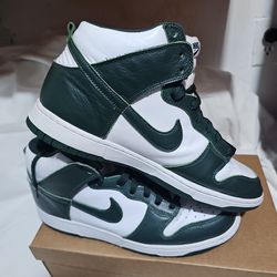 Nike Dunk High SP
Spartan Green,, size 11