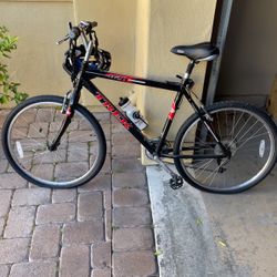 Trek 820 Mountain Bike 