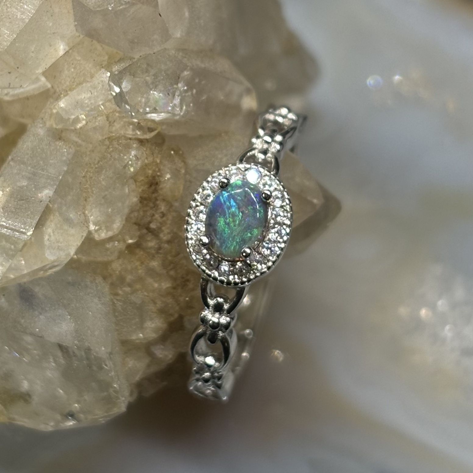 Elegant Australian Lightning Ridge Cabochon .925 Sterling Silver Opal Ring