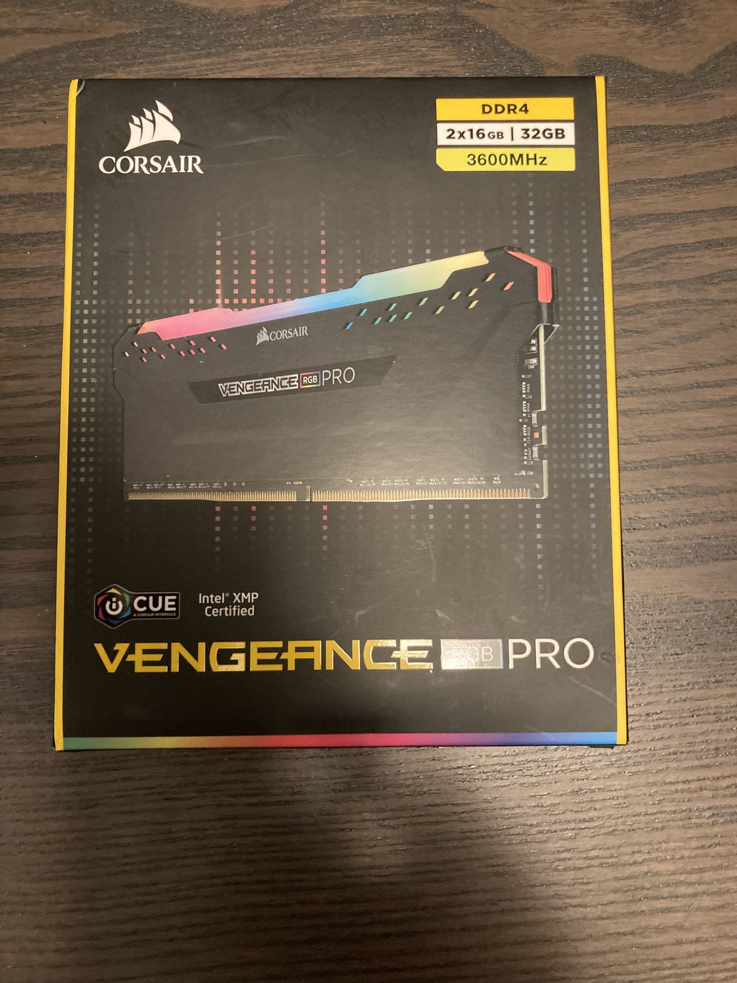 32 GB Corsair Vengeance Pro DDR4 3600 C18 RAM 