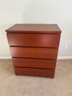 4-Drawer Wood Grain Storage Chest / Dresser