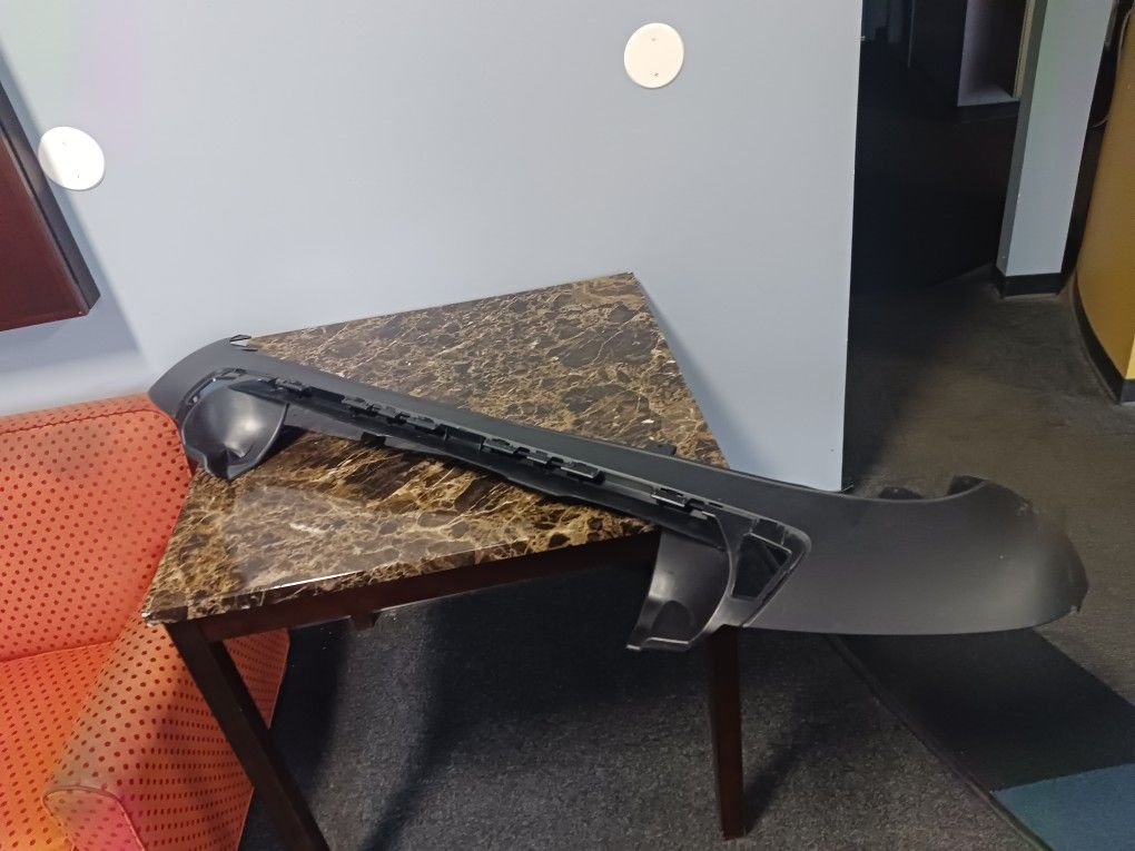 2020 Mecedes Benz GLS 450 Front Bumper Lower Valance Used OEM