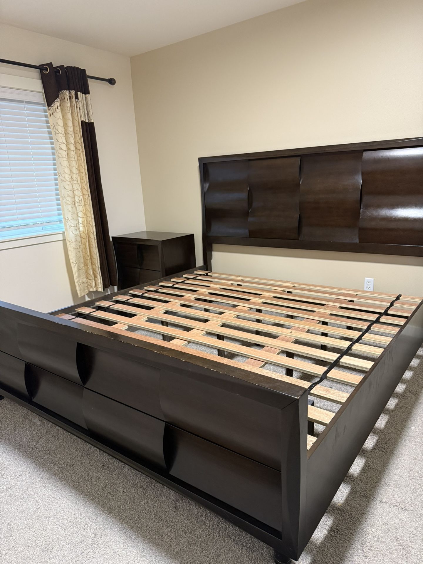 Bed Room Set 