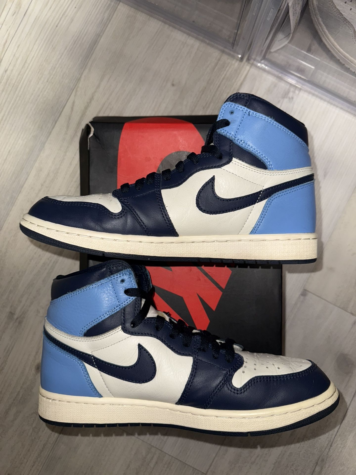 Air Jordan 1 Retro High OG Obsidian