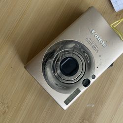 Canon Powershot  IXUS 80 IS (Powershot SD1100) Gold Digital Camera | 8 MP