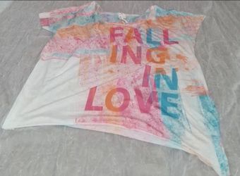 Falling In Love Graphic Print Top