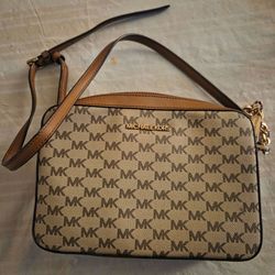 Micheal kors bag