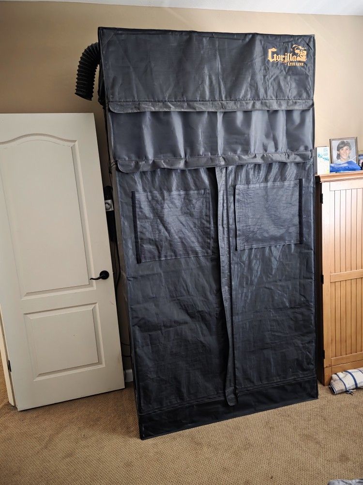 2x4 GORILLA LITE LINE GROW TENT