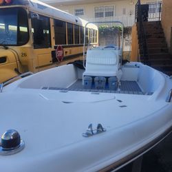 2006 Sea Fox boat
