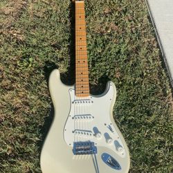 Fender Stratocaster 