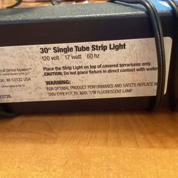 30” Single Strip Tube Light 120V 17W Preowned