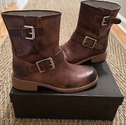 Distressed Leather Moto Boots (7)