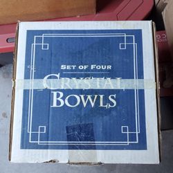 *New In Box* Glass Mini Serving Bowl Set