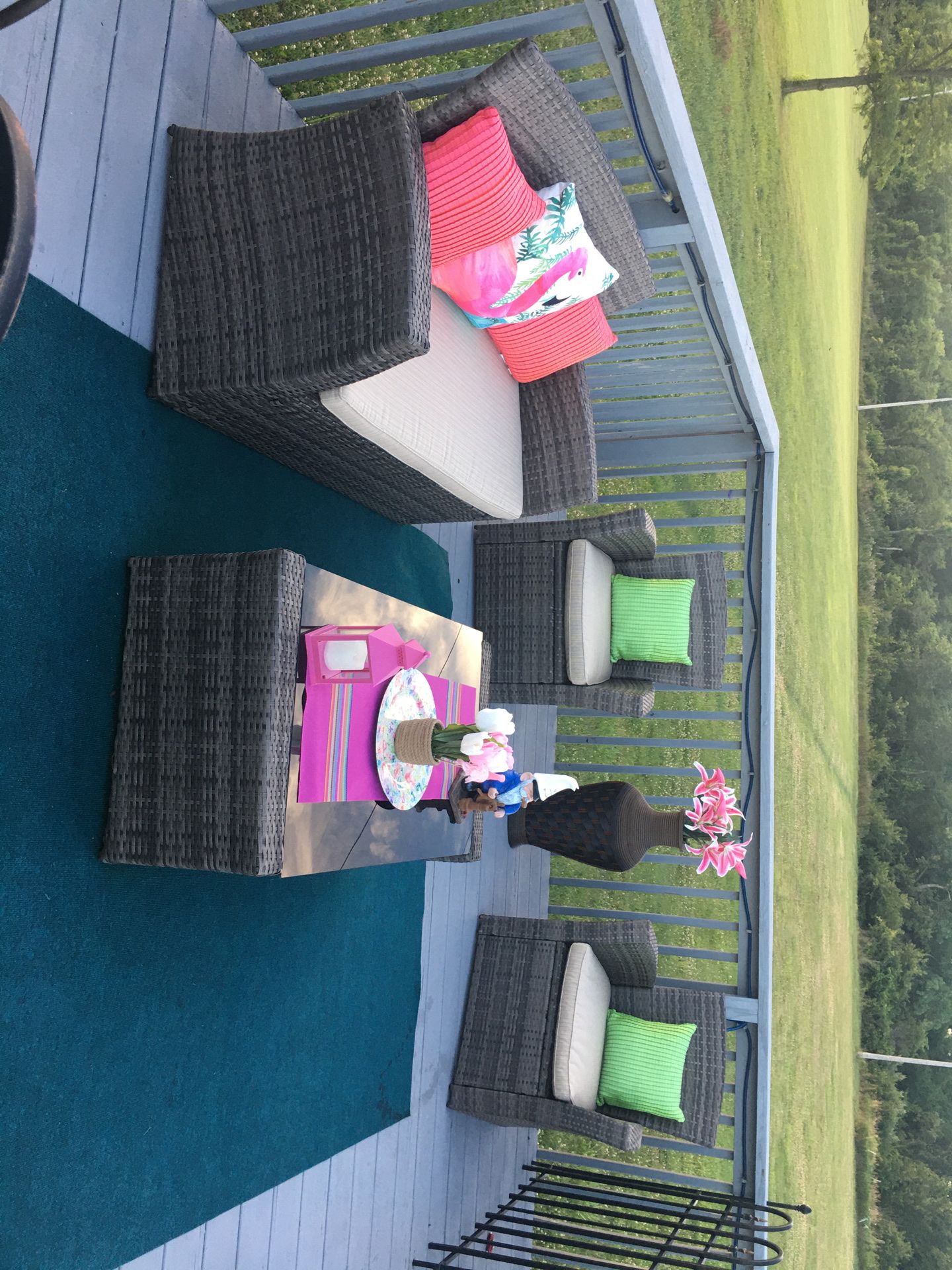 Sunbrella Wicker 4 Piece Patio Furniture Set. for Sale in Merrillville