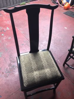 Set of 2 Dining room chairs