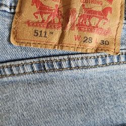 Levis 