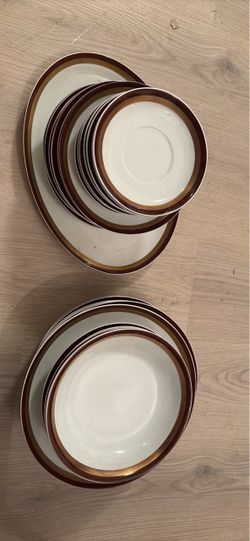 1970 Karolina Dinner plates - Made in Poland, set of 32 Pcs