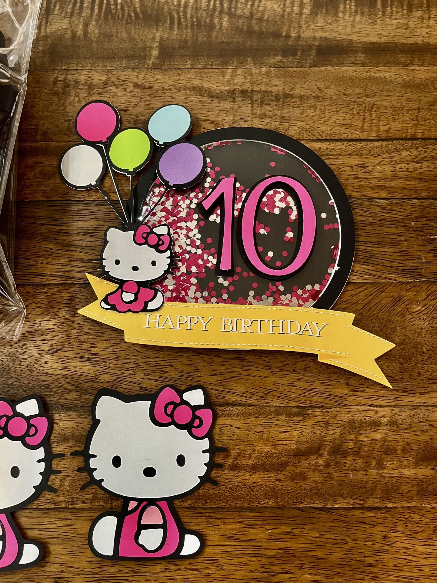 Hello Kitty Cake topper For Birthday Party. Cricut Handmade.  