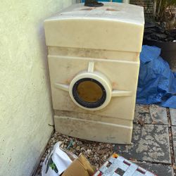 Water Tank Pressure Cleaning