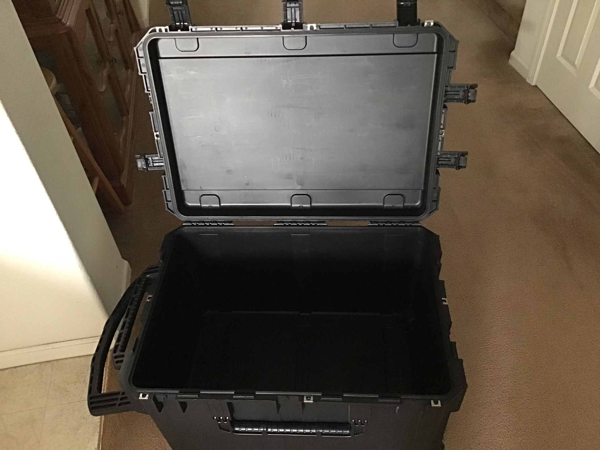 SKB I Series Waterproof Rolling Case