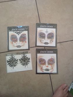 Face Gems Sets – Lot of 4