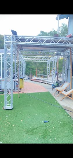 Metal trusses