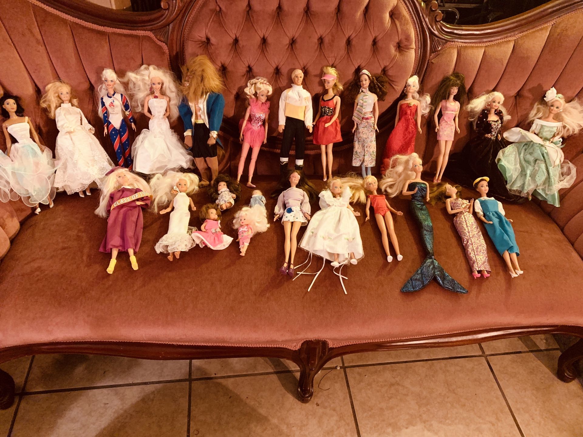 Vintage Lot of 25 Barbie Dolls with more than 100 pieces of clothes and more than 100 accessories- NO THEY ARE NOT $1 MAKE A DECENT OFFER