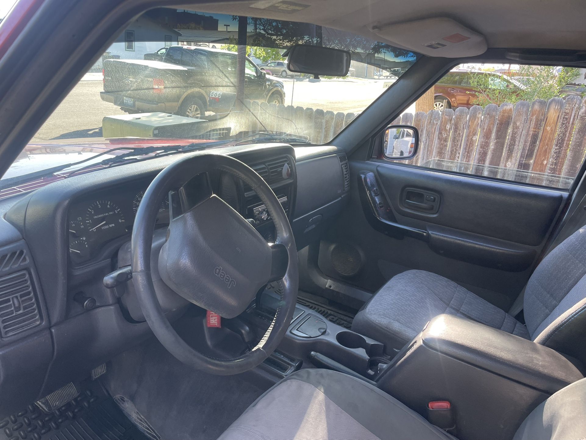 1999 Jeep Cherokee