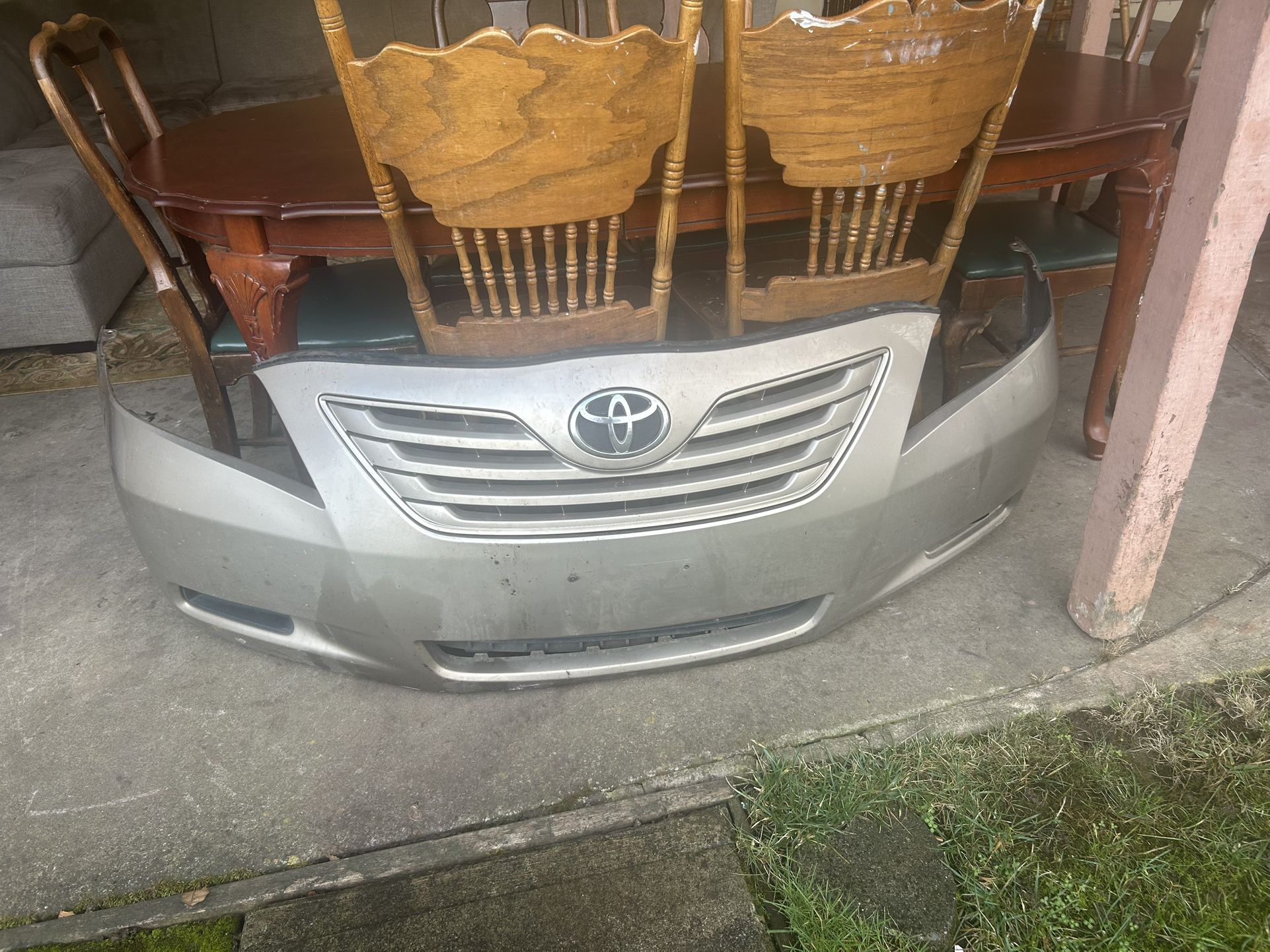 FRON BAMPER TOYOTA CAMRY 09  