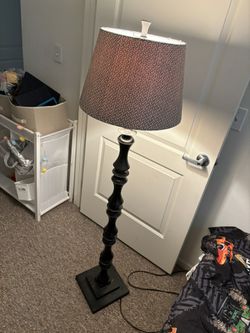 5ft Lamp