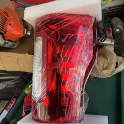 2017-2022 F-250-350 Right Taillight 