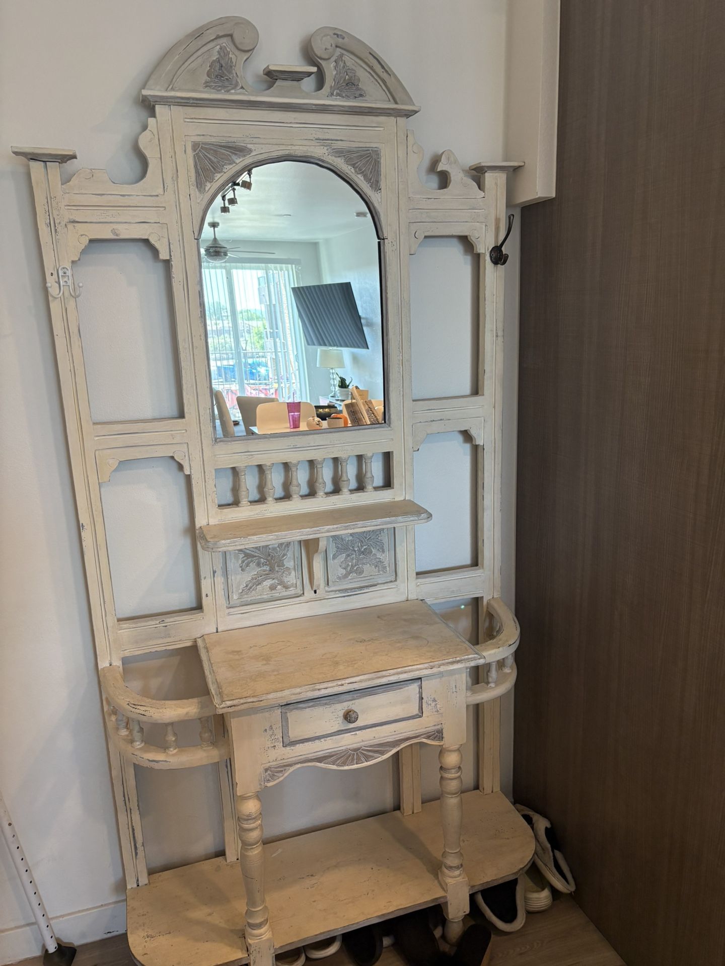 Entry Hutch Mudroom Storage