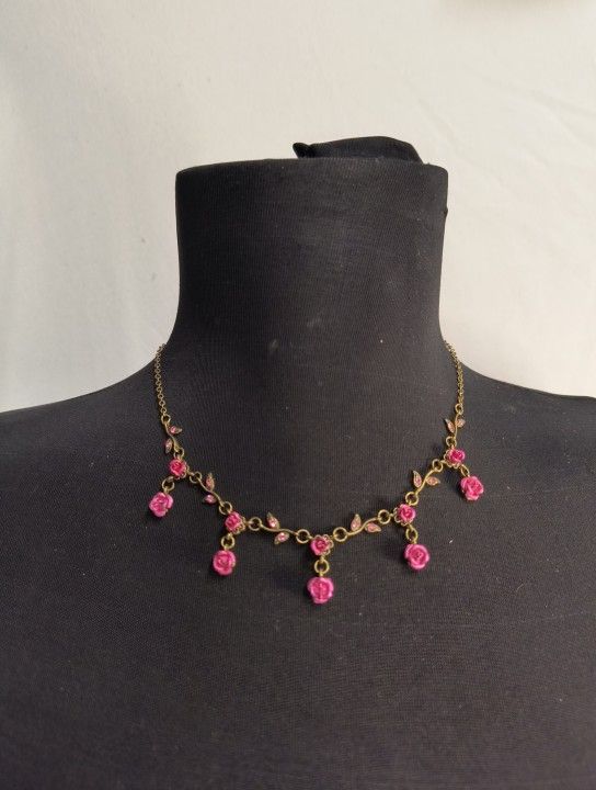 Vintage Pink Mini Rose Brass Tone Bib Choker Collar Necklace 15-19 in