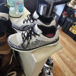 Sketchers Gymshoes Great Condition Size 8 Gel 