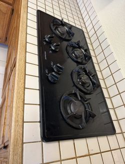 Gas Cooktop In Working Condition