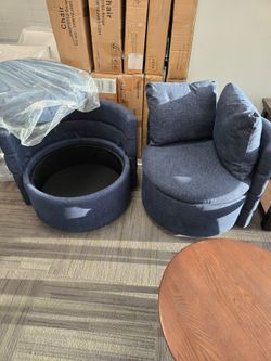 Blue Fabric Swivel Accent Chair.brand new in box.pick up in Chino
