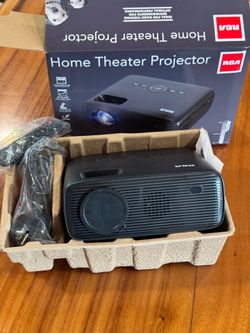 Like New - Movie Projector, 32"-200"