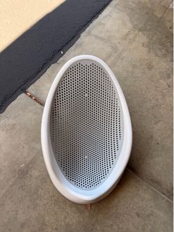 Infant bathtub