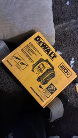 Dewalt 20v max cordless/corded air compressor