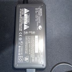 Genuine Sony AC-L10B Power Adapter For Sony Camcorders 8.4V 1.5A OEM for Camera